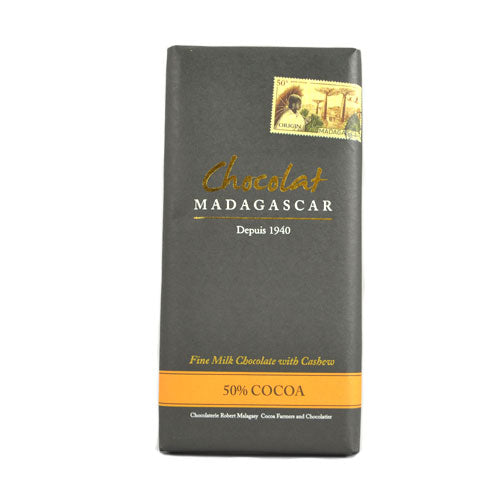Chocolat Madagascar | Madagascan milk chocolate (50%) retail bars with cashew nuts | 10 x 85g