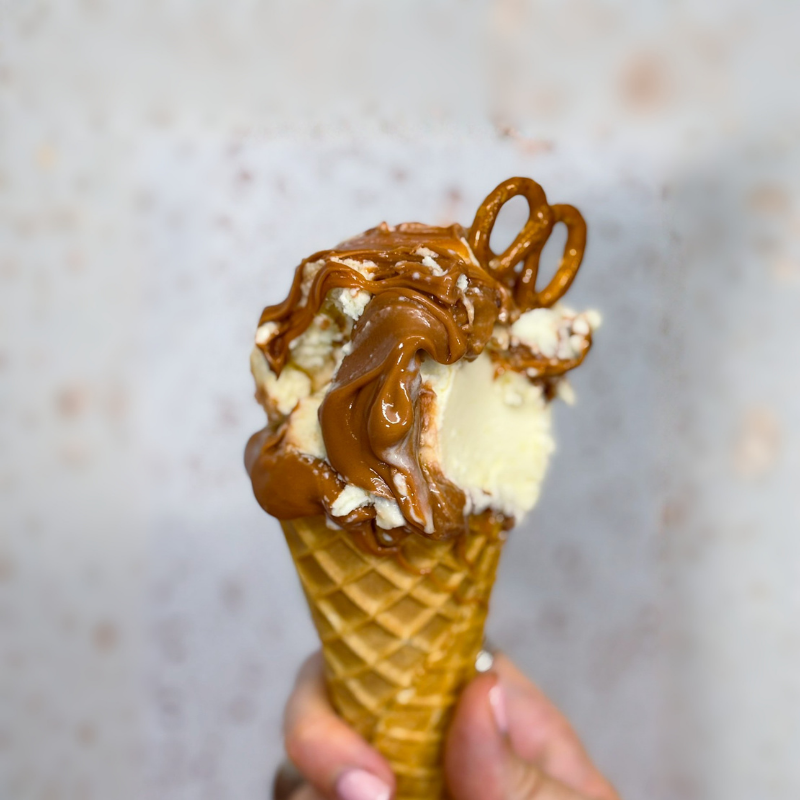 White chocolate & salted pretzel cremini