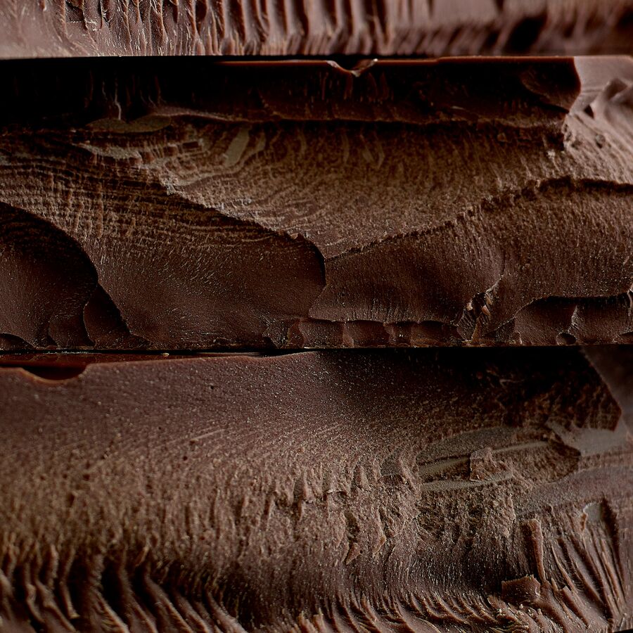 Belcolade | Cacao Trace | Milk chocolate (33%) block with no added sugar | 25kg (5 x 5kg blocks)