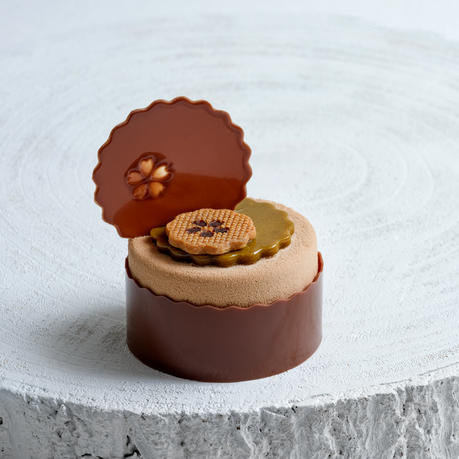 Belcolade | Cacao Trace | Vegan milk-a-like chocolate (39%) buttons | 15kg