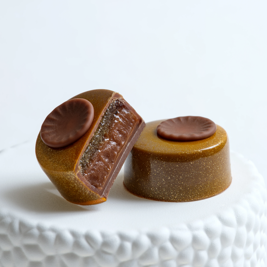 Belcolade | Cacao Trace | Vegan milk-a-like chocolate (39%) buttons | 15kg