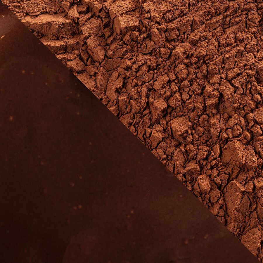 Callebaut alkalised 'extra brute' deep dark red cocoa powder (22 - 24% fat) - 1kg & 5kg