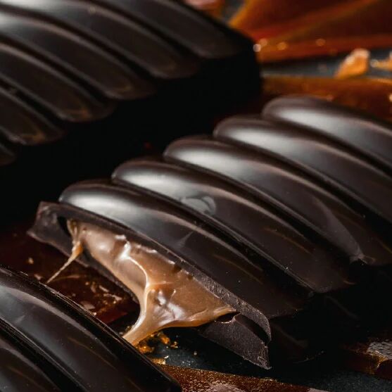 Callebaut Sao Thome dark chocolate (70%) buttons - 1kg
