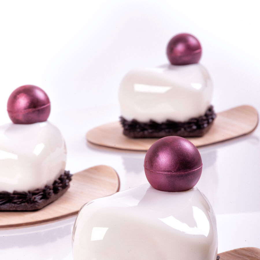 Dobla dark chocolate truffle shells (25mm diameter) - 504 pieces