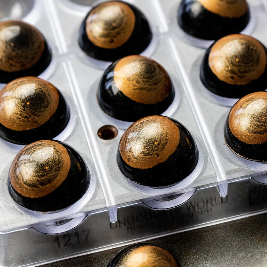 Chocolate World 24-cavity 2 x 9g half sphere chocolate mould - Ø30mm