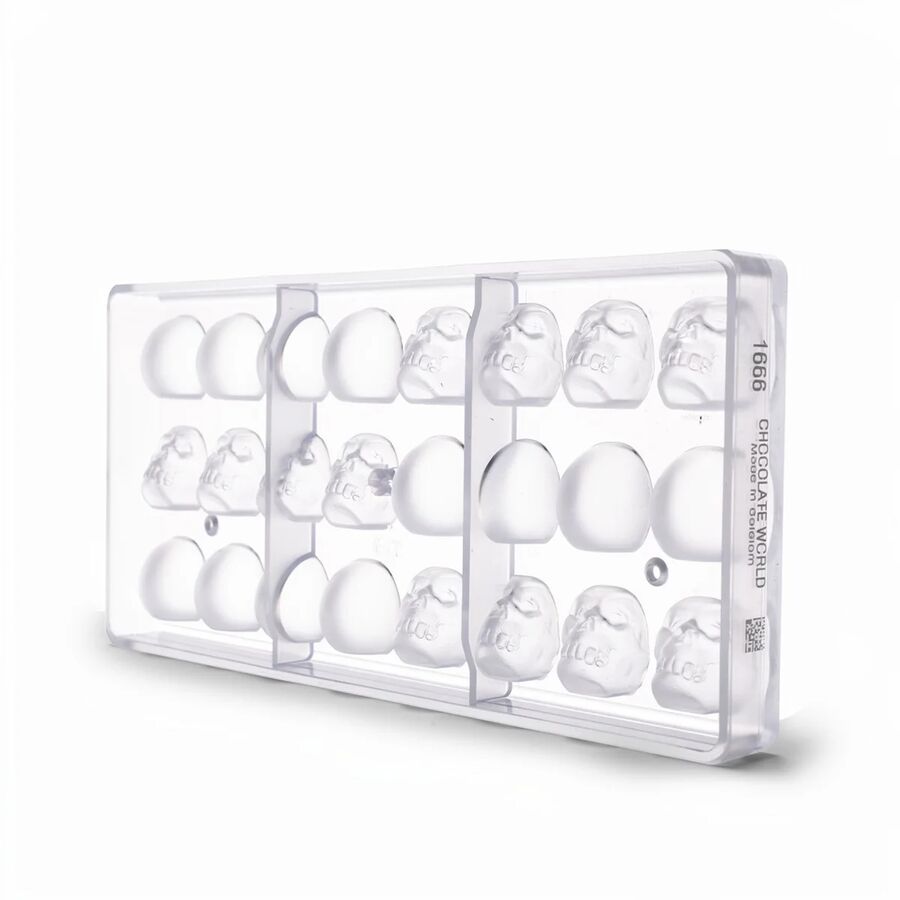 Chocolate World 24-cavity 7 + 9g skull chocolate mould - 26 x 27mm