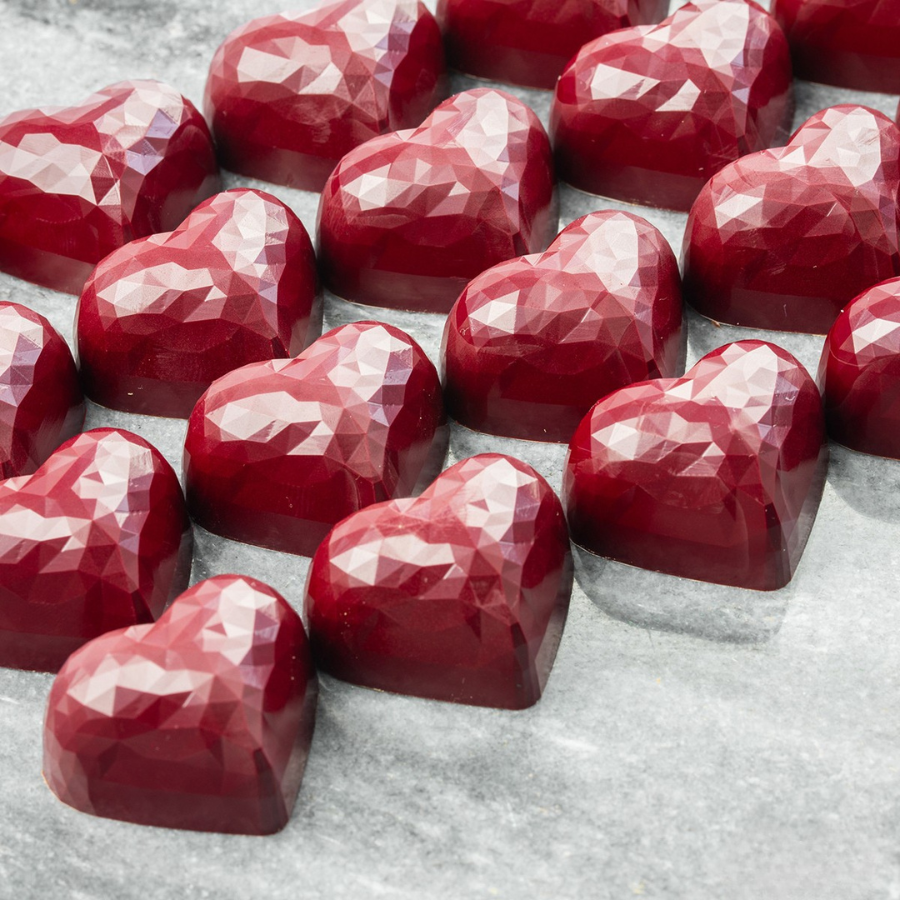 Chocolate World 21-cavity 13g faceted heart chocolate mould - 36 x 29.5mm