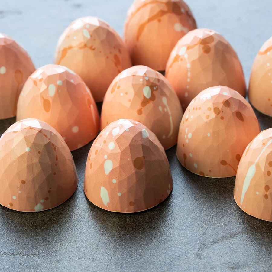 Chocolate World 24-cavity 9.5g faceted bullet chocolate mould - 26.5 x 26.5mm