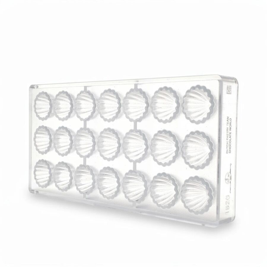 Chocolate World 21-cavity 12g juicer chocolate mould by the Dutch Pastry Team - 30.5 x 30.5mm