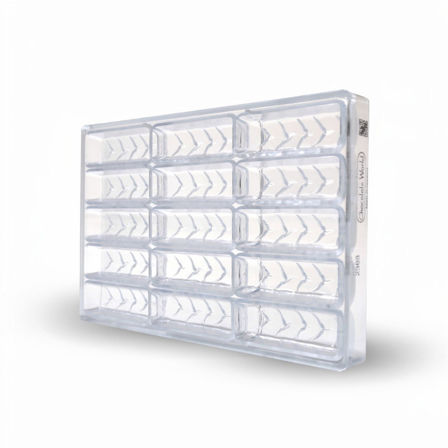 Chocolate World 15-cavity 39g medium enrobed bar chocolate mould - 84 x 26mm