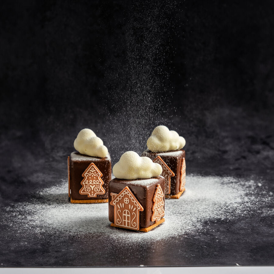 Dobla gingerbread chocolate decor assortment - 96 pieces