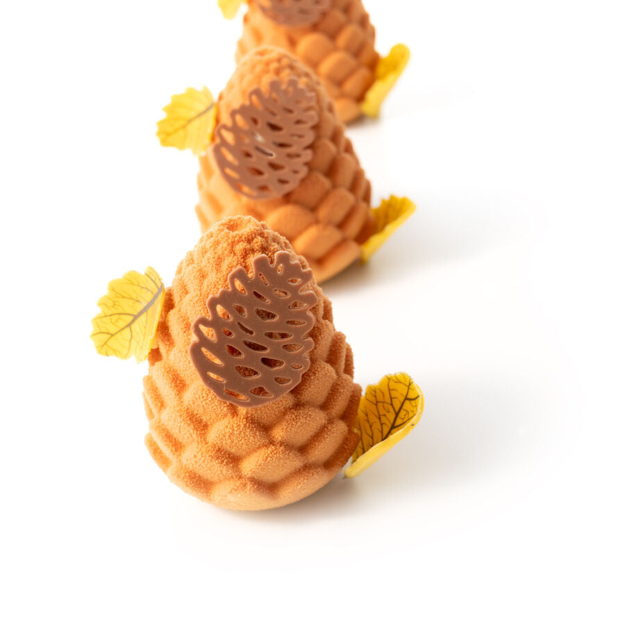 Dobla lace chocolate pinecone decor - 180 pieces