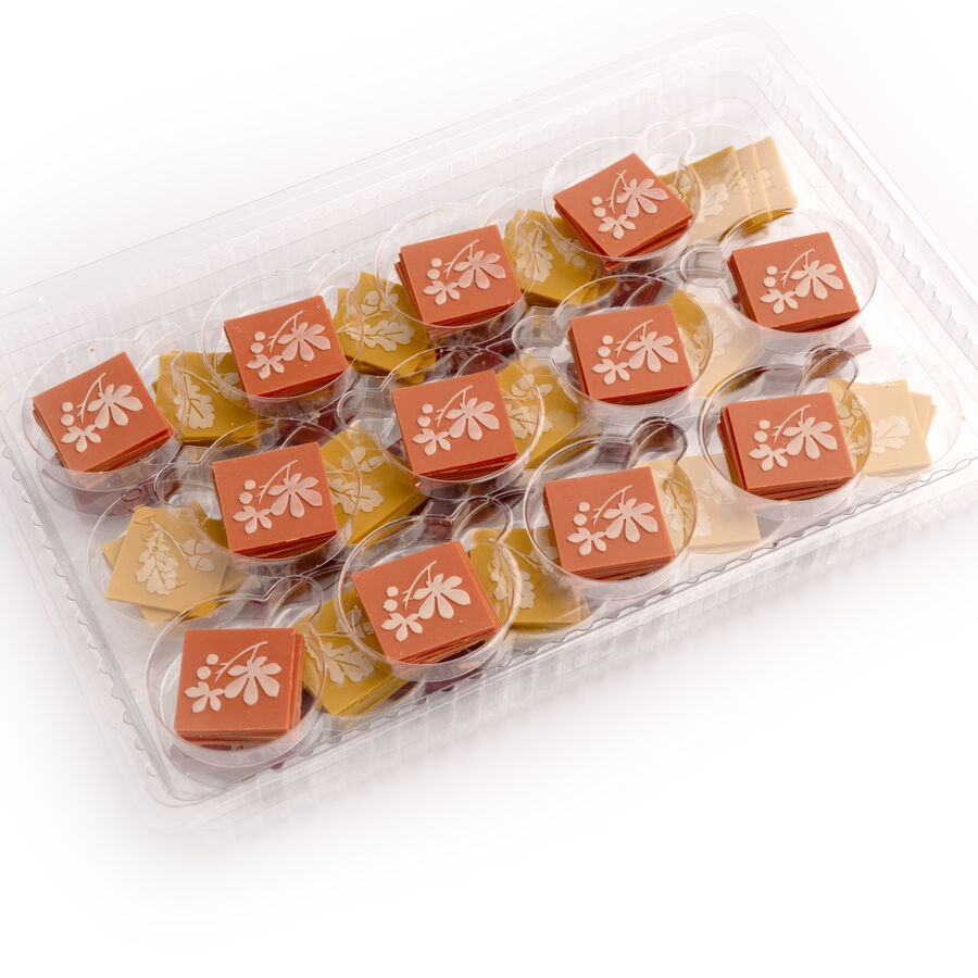 Dobla layered autumn/fall leaves assortment - 144 pieces
