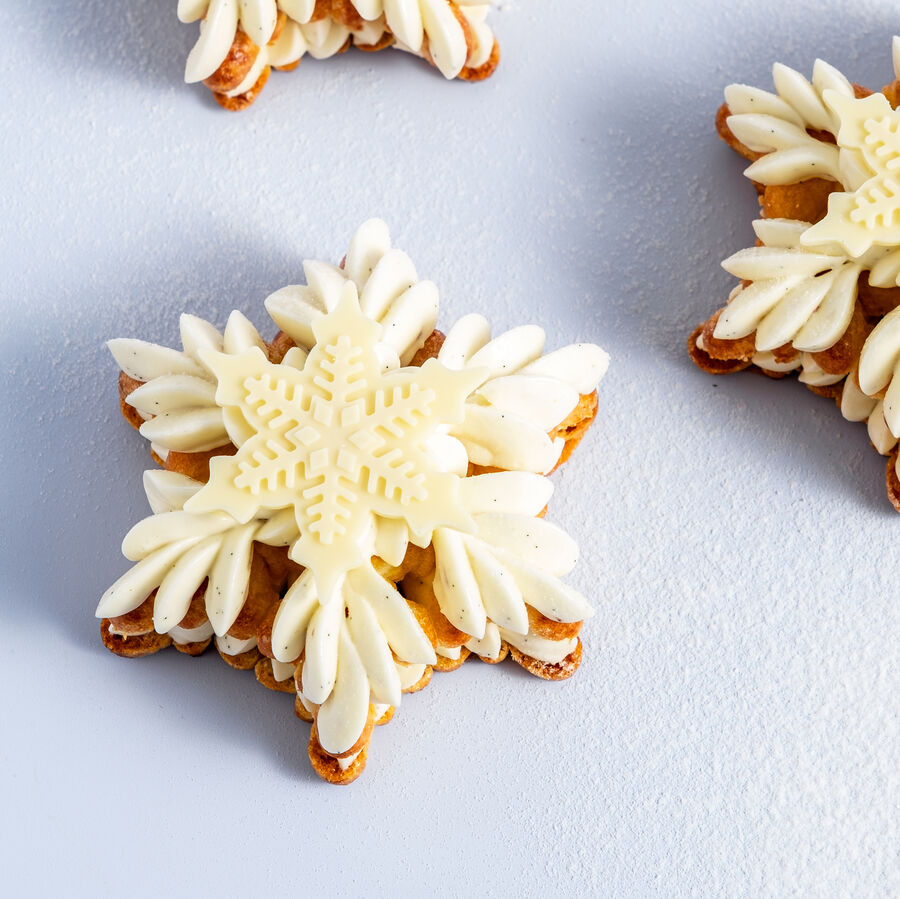 Dobla layered ice crystal white chocolate decor - 88 pieces