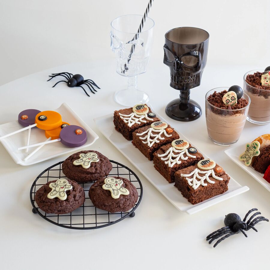 Hillbo white chocolate halloween trio decorations - 216 pieces