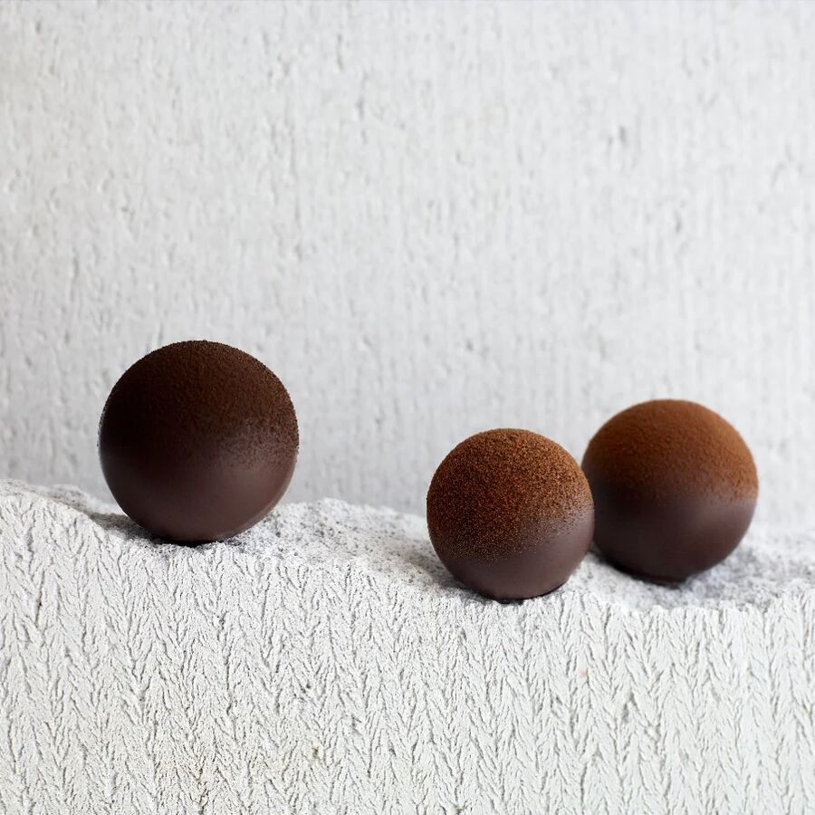 Belcolade organic dark chocolate (53%) drops - 5kg