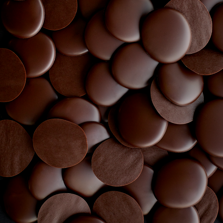 Belcolade organic dark chocolate (57%) buttons - 15kg