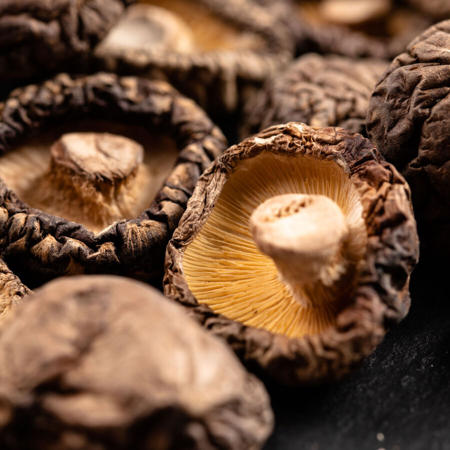 Roi des montagnes dried whole shiitake - 225g & 500g