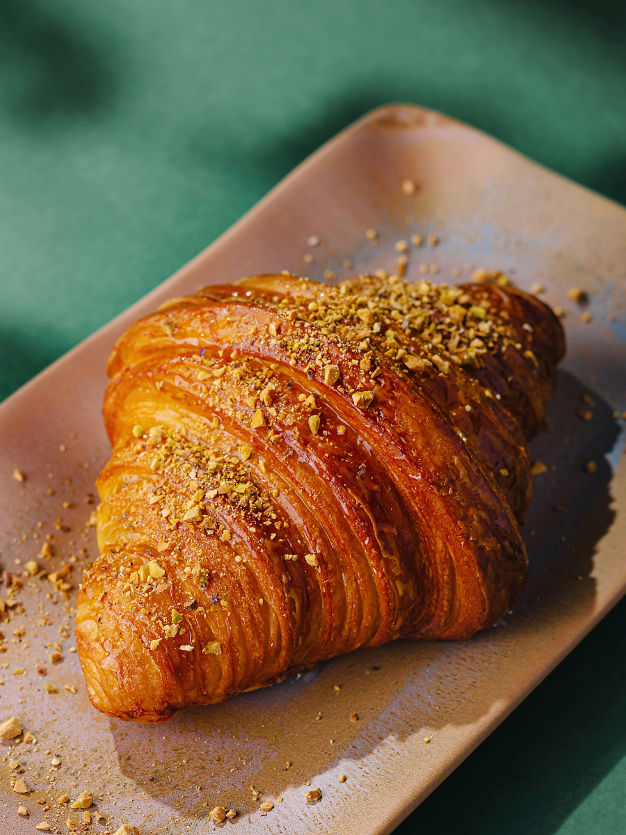 Sosa hub. Croissant .png__PID:f111c423-ec34-4a70-bc3d-e2191d5e57a3