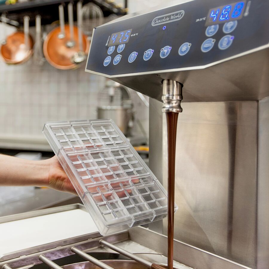 Chocolate World tempering machine - 60kg 3 phase
