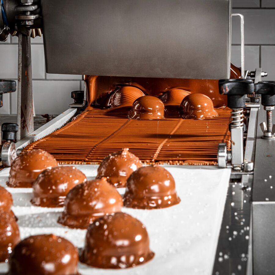 Chocolate World enrobing line - 200mm for CW24, CW40, CW60 and CW80 tempering machines