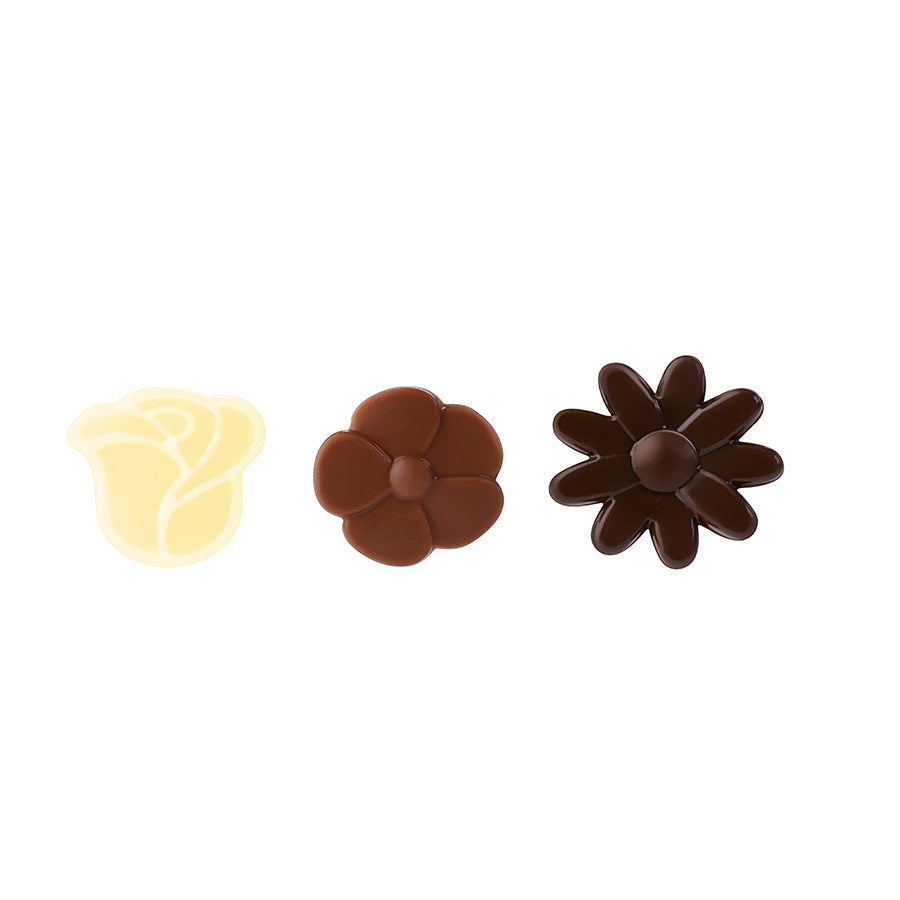 Barbara Decor dark, milk and white mini chocolate flowers - 216 pieces